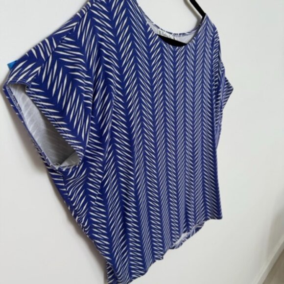 Fighting Eel Top- Size M - Picture 2 of 3